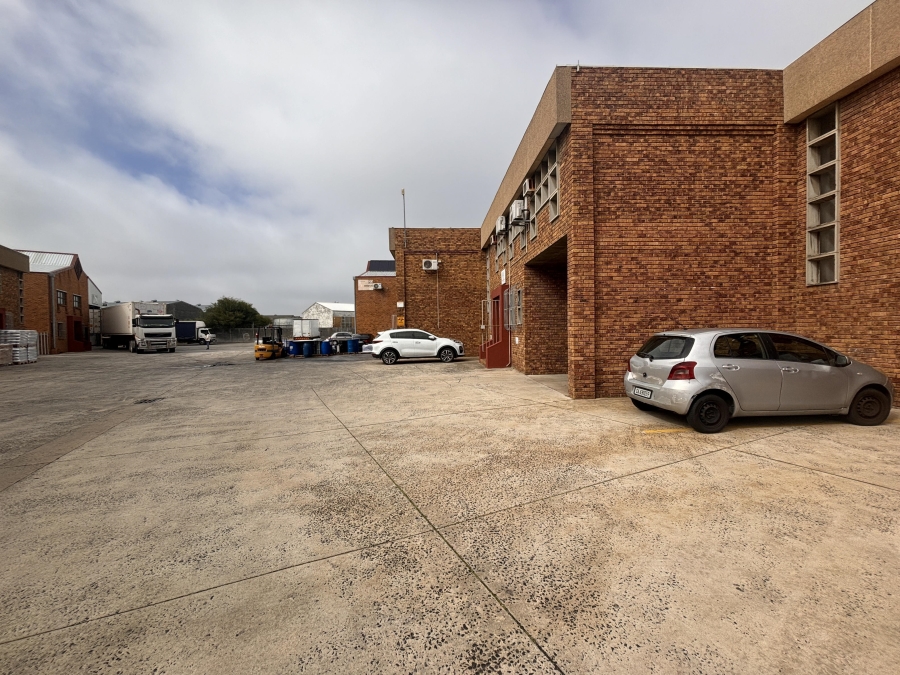 To Let commercial Property for Rent in Montague Gardens Western Cape